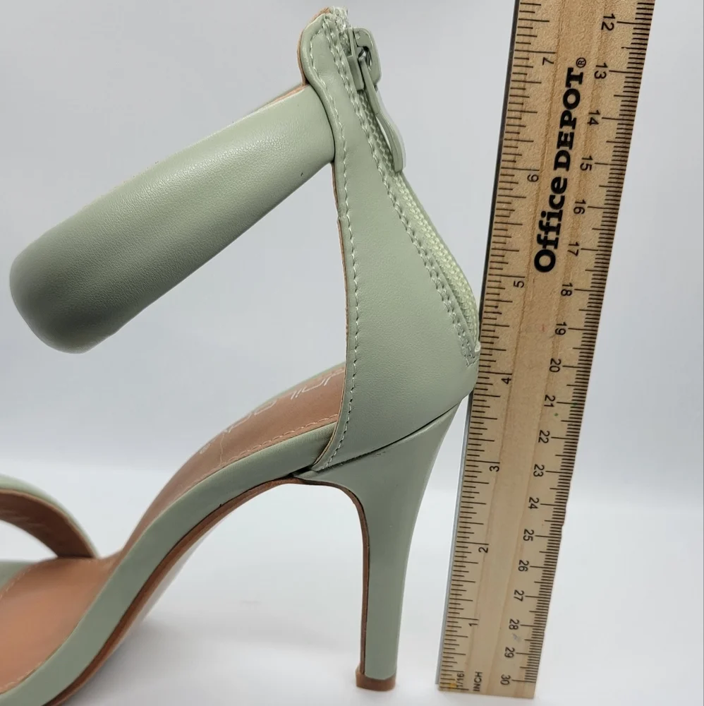 Mint-colored puffy straps heel sandal - Picture 3 of 3